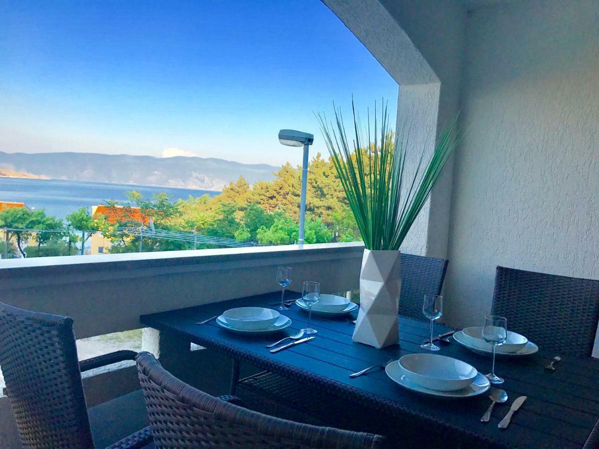Apartmani Lisac Baska  Exterior photo